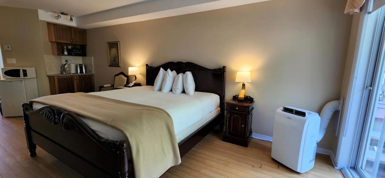 Hotel St-Sauveur サン・ソヴェ－ル・デ・モン エクステリア 写真